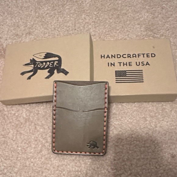 Olive Leather Card Holder - Picture 1 of 4
